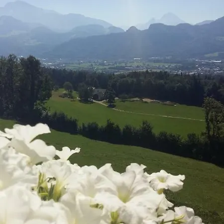 Bauernhof Armstorfer Farm stay *